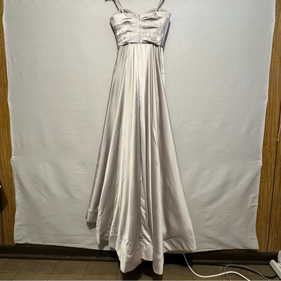NWT La Femme Strapless Satin Gown with Pleated Bodice and Slit - size 4 - Picture 3 of 6